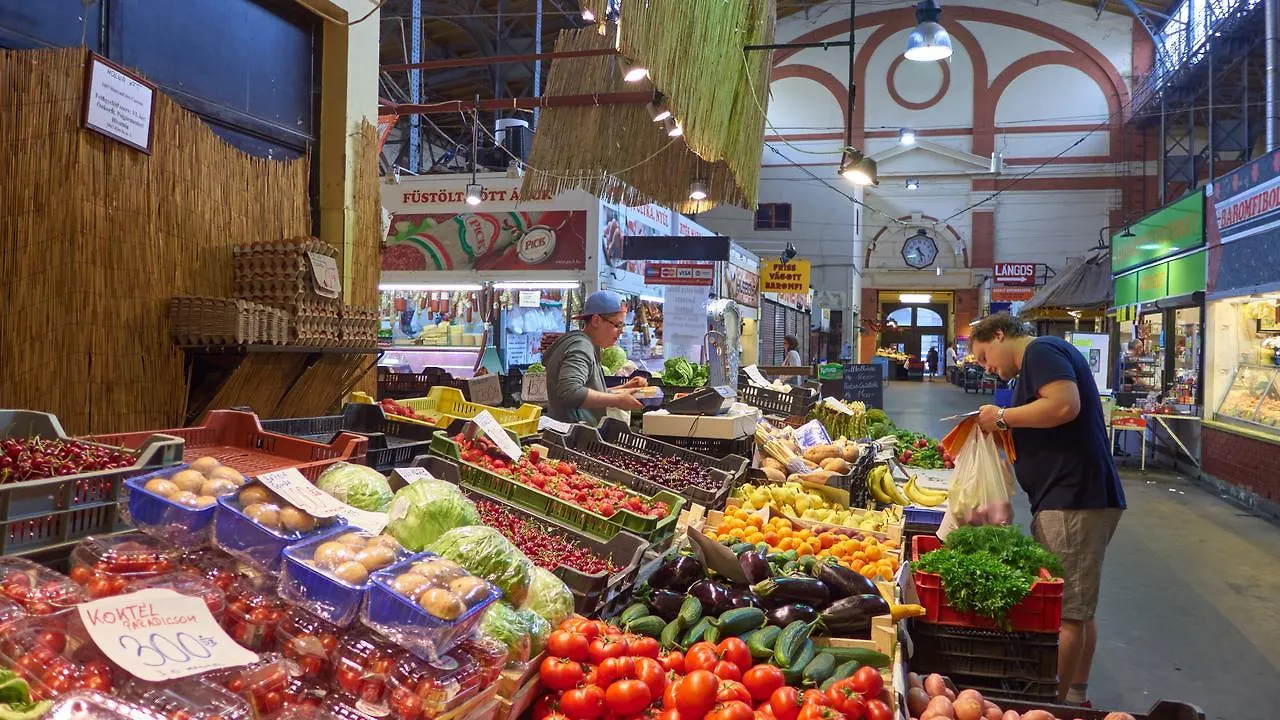 Fewo Oktogon Budapest Lägenhet